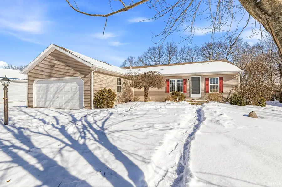 54326 Kerryhaven Drive, Elkhart, IN 46514 - Image #2