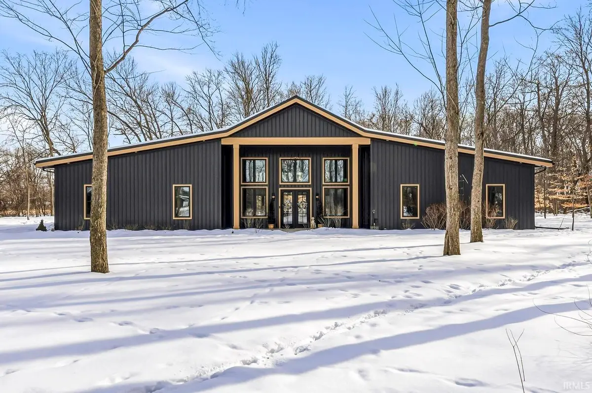 50678 Dolph Road, Elkhart, IN 46514 - Image #1