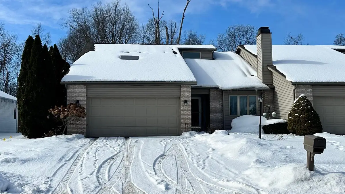 3527 Bent Oak Trail, Elkhart, IN 46517 - Image #1