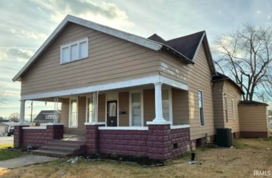 403 W 3rd Street, Bicknell, IN 47512 - #1