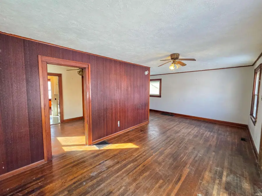 2615 S 8th Street, Terre Haute, IN 47802 - #2