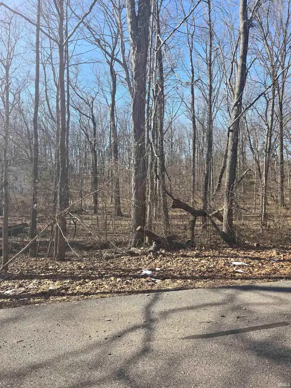 287 Tinsel Circle, Santa Claus, IN 47579