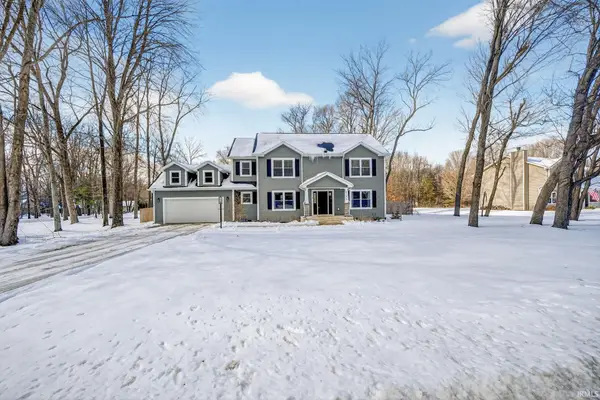 51275 Crooked Oak Drive, Granger, IN 46530