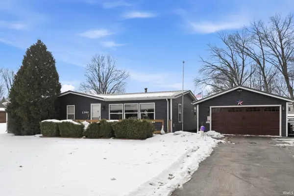 1340 E 790 S, Wolcottville, IN 46795