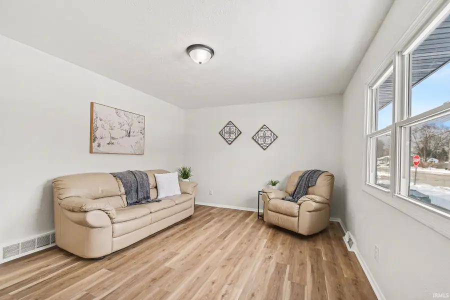 2005 E 4th Street, Mishawaka, IN 46544 - #3