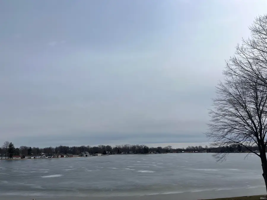 11585 E 600 N, Orland, IN 46776 - #3