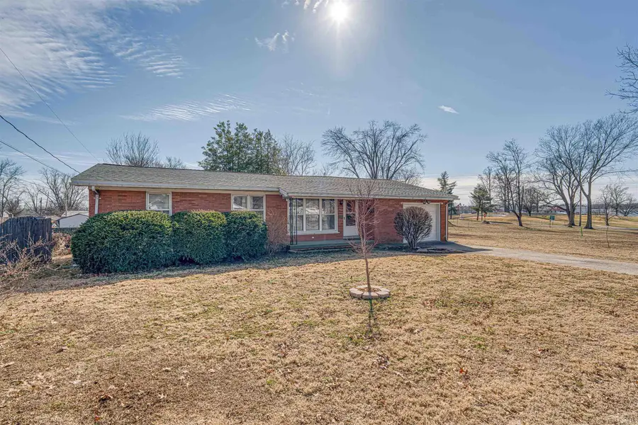 312 W Sherman Street, Mount Vernon, IN 47620 - #3