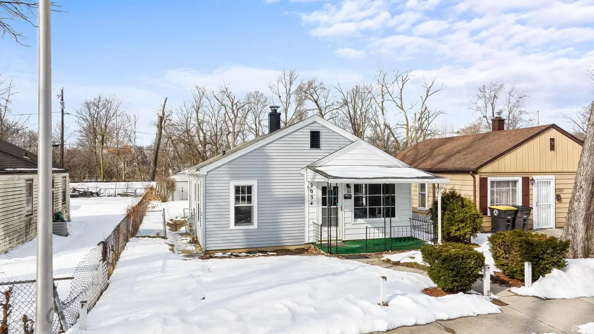 2054 Pauline Street, Fort Wayne, IN 46802 - #1