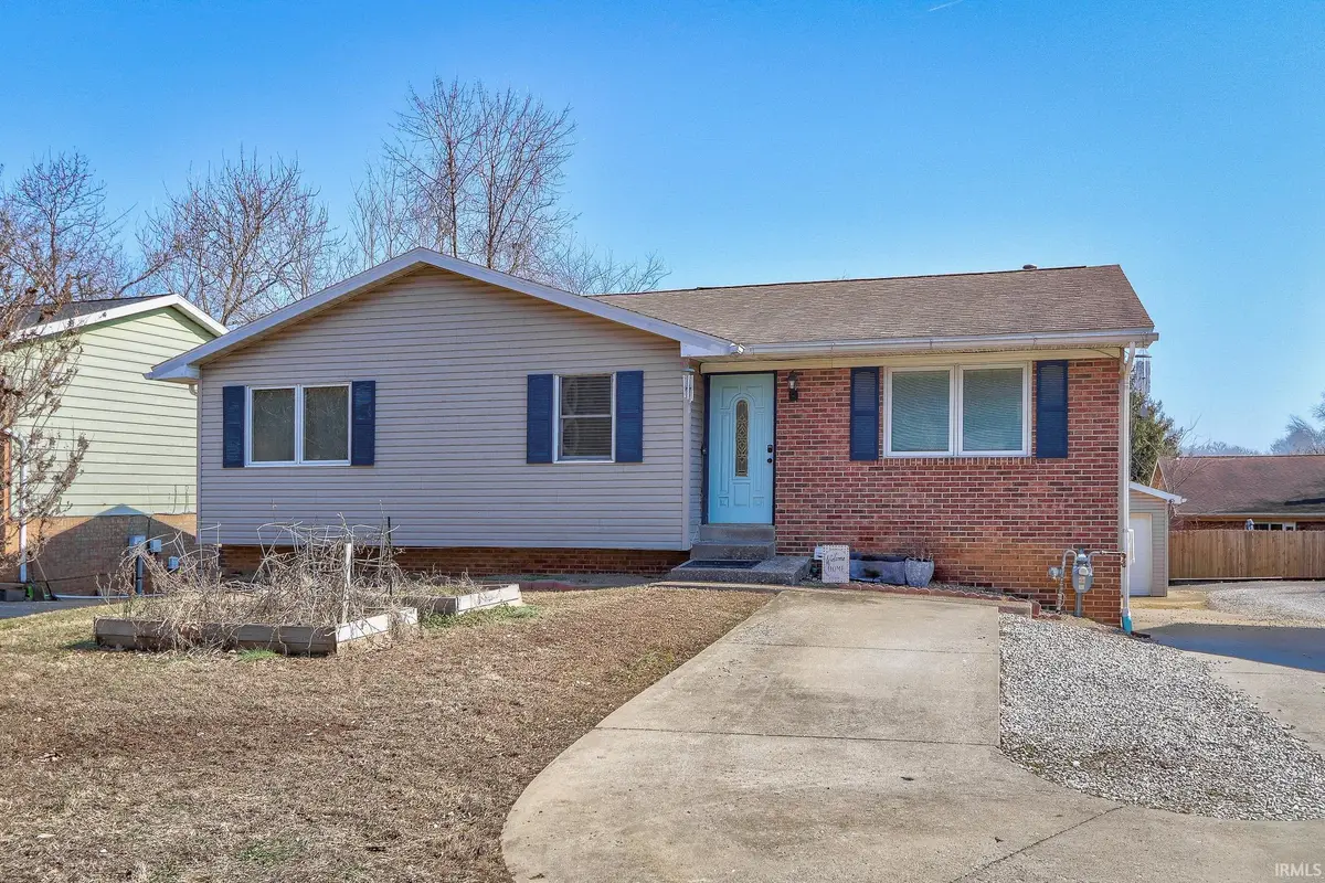 670 S Burkhardt Road, Evansville, IN 47715 - #1