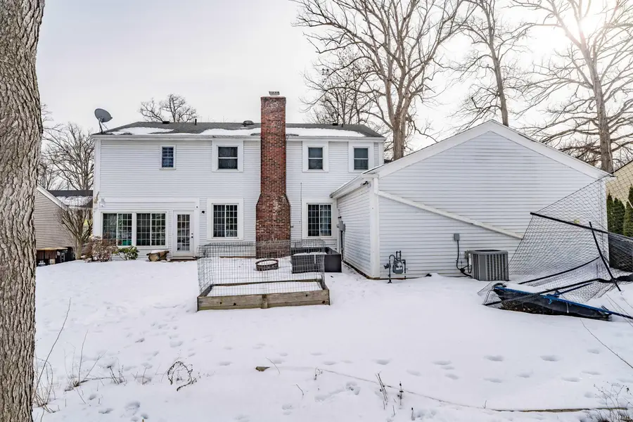 9906 Woodstream Drive, Fort Wayne, IN 46804 - #3