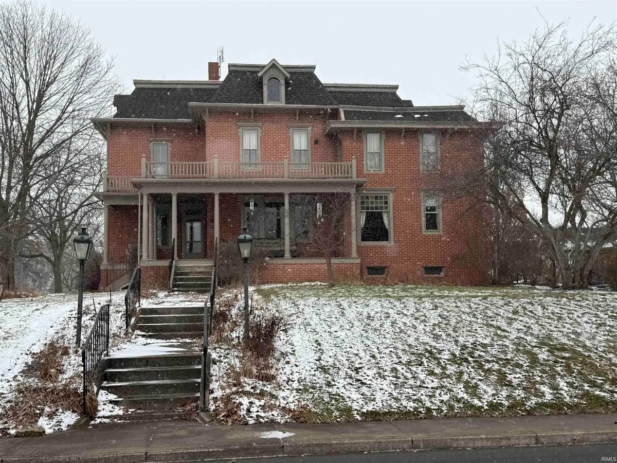 356 N Jefferson Street, Berne, IN 46711 - #1