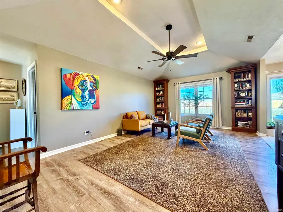 322 W 20th Street, Huntingburg, IN 47542 - #3