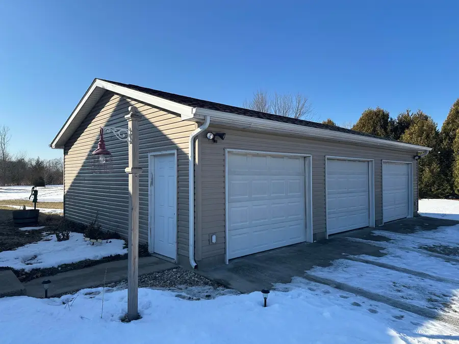 2645 E 525 South, Knox, IN 46534 - #3