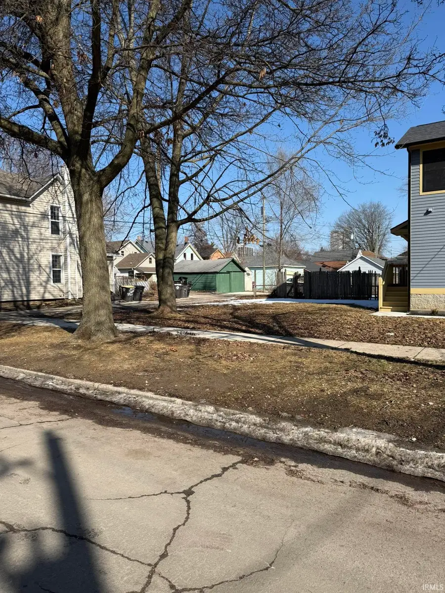 1215 Jackson Street, Fort Wayne, IN 46802 - #2