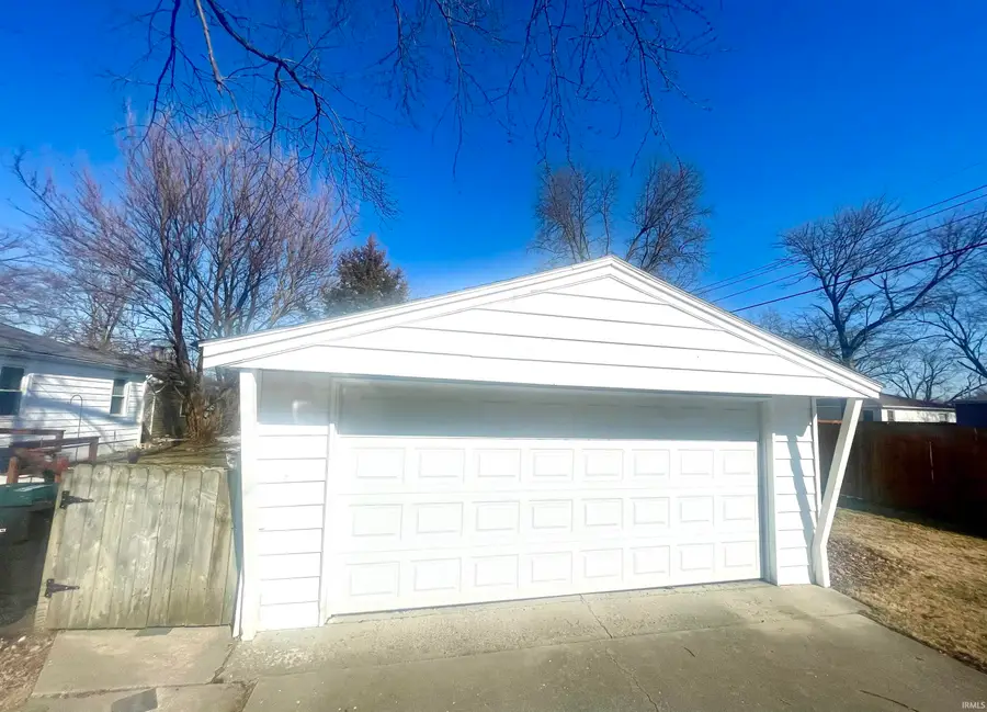 3500 N Cowing Park Lane, Muncie, IN 47304 - #3