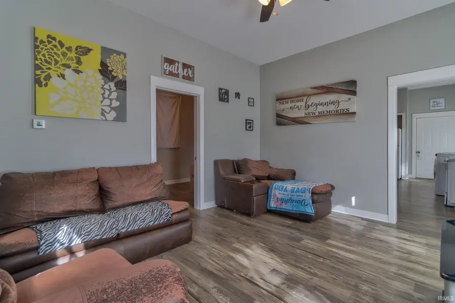 615 N 10th Avenue, Evansville, IN 47712 - #3