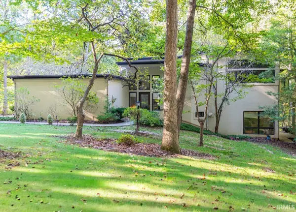 537 E Fawn Ridge Trail, Bloomington, IN 47408