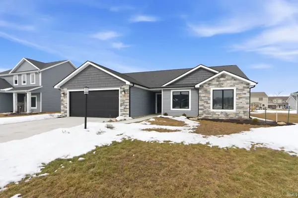 1372 Marsh Deer Run, Huntertown, IN 46748