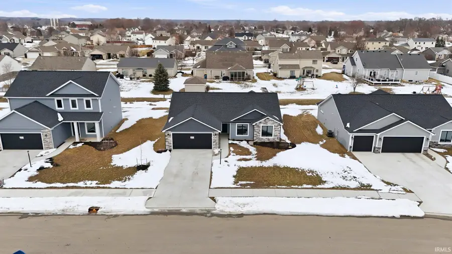 1372 Marsh Deer Run, Huntertown, IN 46748 - #2