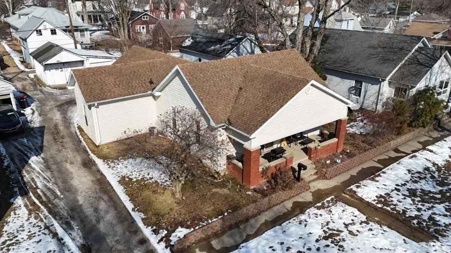 519 E Franklin Street, Delphi, IN 46923 - #2