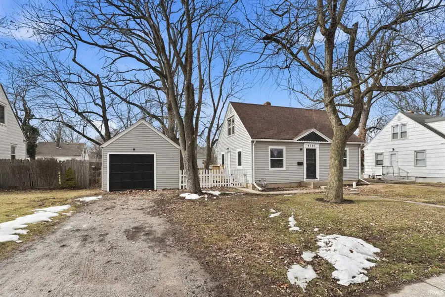 4320 SW Anthony Wayne Drive, Fort Wayne, IN 46806 - #3