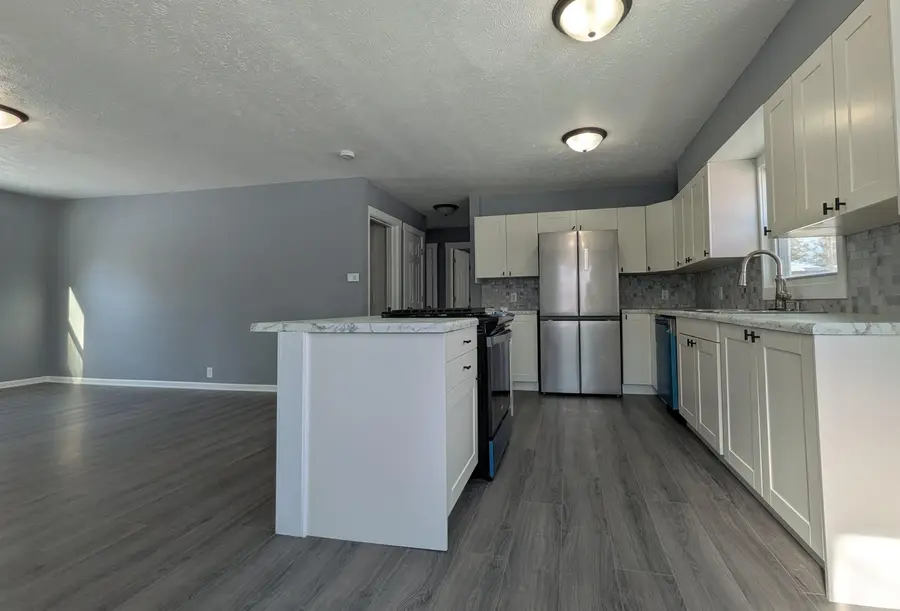 313 E Irvington Avenue, South Bend, IN 46614 - #3