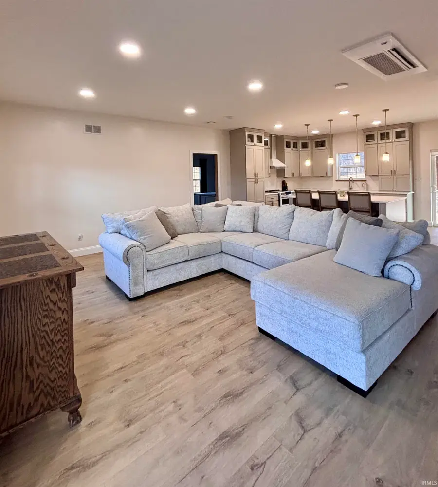 2267 Old Highway 60 West, Mitchell, IN 47446 - #2