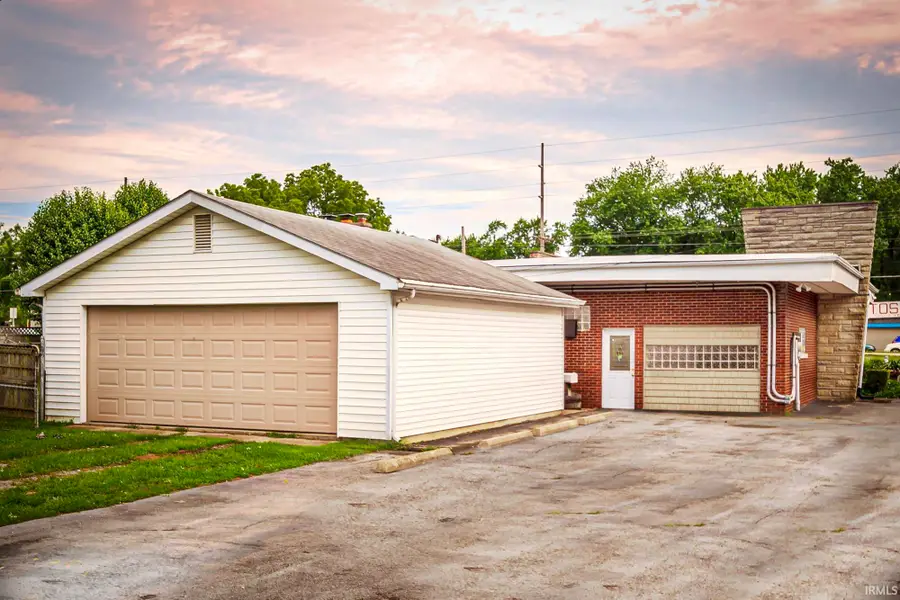 207 W Lincoln Highway, New Haven, IN 46774 - #3