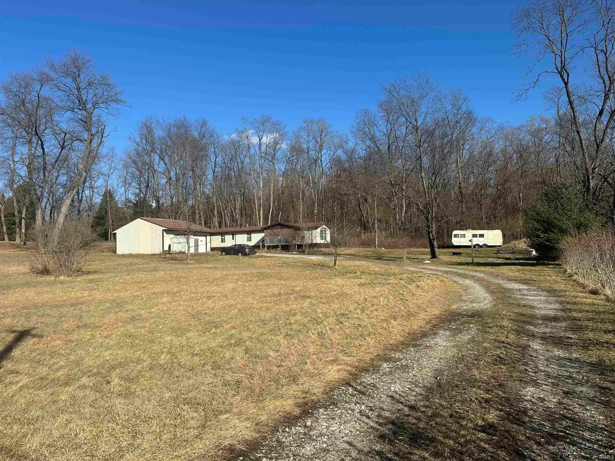 3335 N 800 E, Howe, IN 46746 - #1