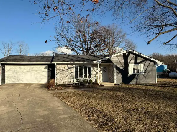 3304 N Dalinda Road, Muncie, IN 47303