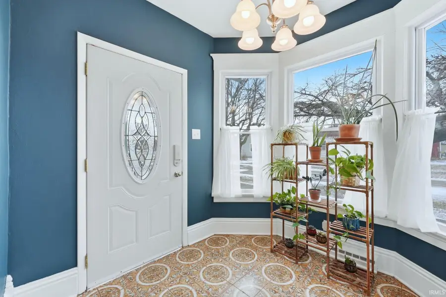 209 E Washington Street, Butler, IN 46721 - #2