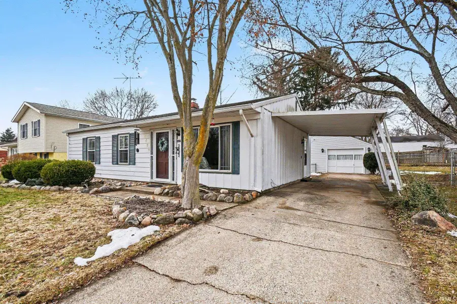 3527 Riverside Drive, South Bend, IN 46628 - #2