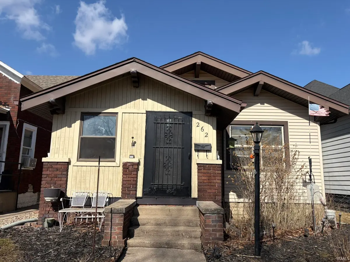 262 E 6th Street, Peru, IN 46970 - #1