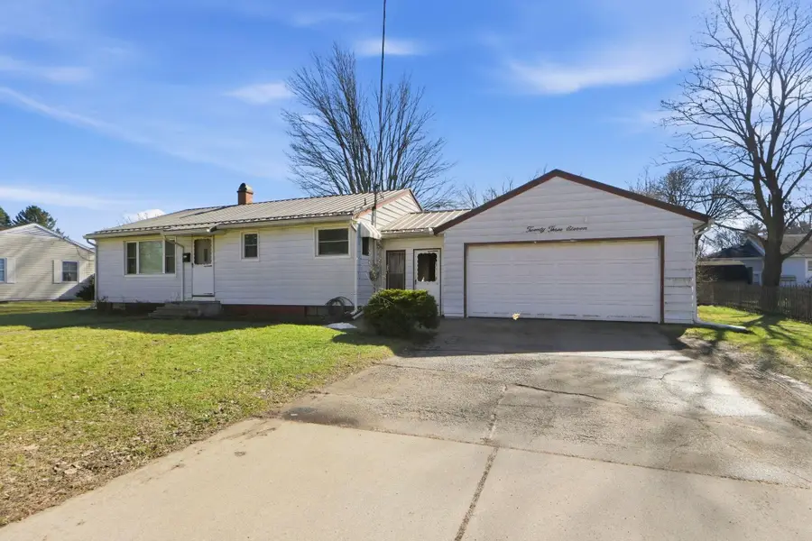 2311 Sunnyside Drive, Elkhart, IN 46516 - #2