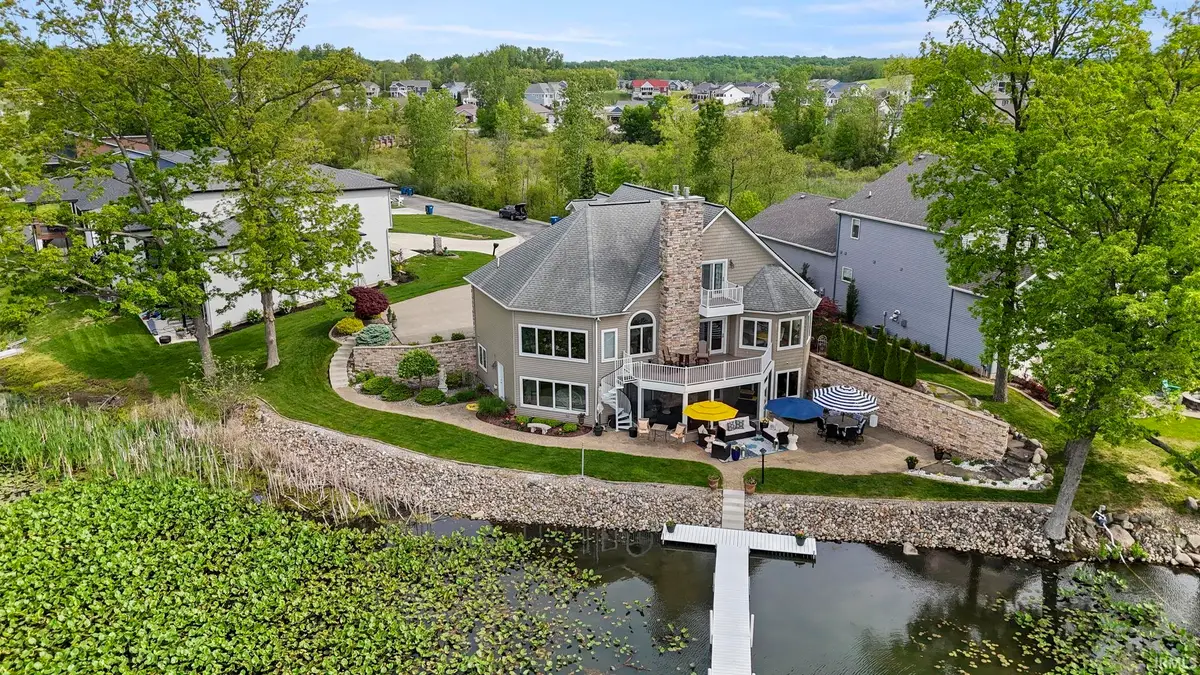 140 Lane 270a Hamilton Lake, Hamilton, IN 46742 - #1