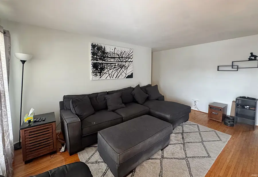 2219 W Buena Vista Road, Evansville, IN 47720 - #2