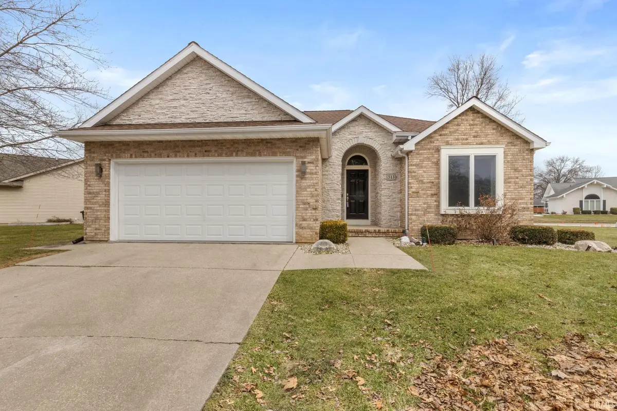 313 Parkwest Drive, Goshen, IN 46526 - #1