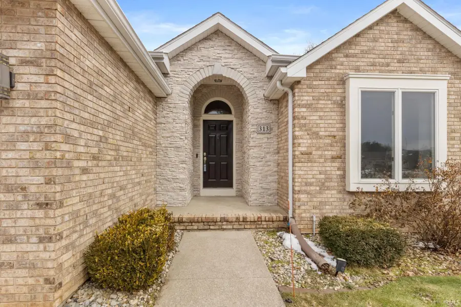 313 Parkwest Drive, Goshen, IN 46526 - #3