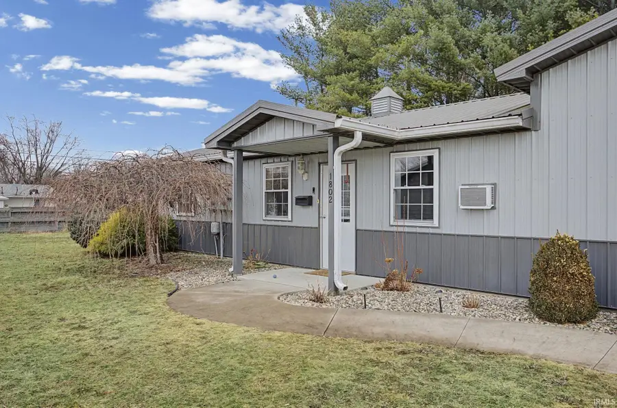 1802 W Monroe Street, Kokomo, IN 46901 - #2