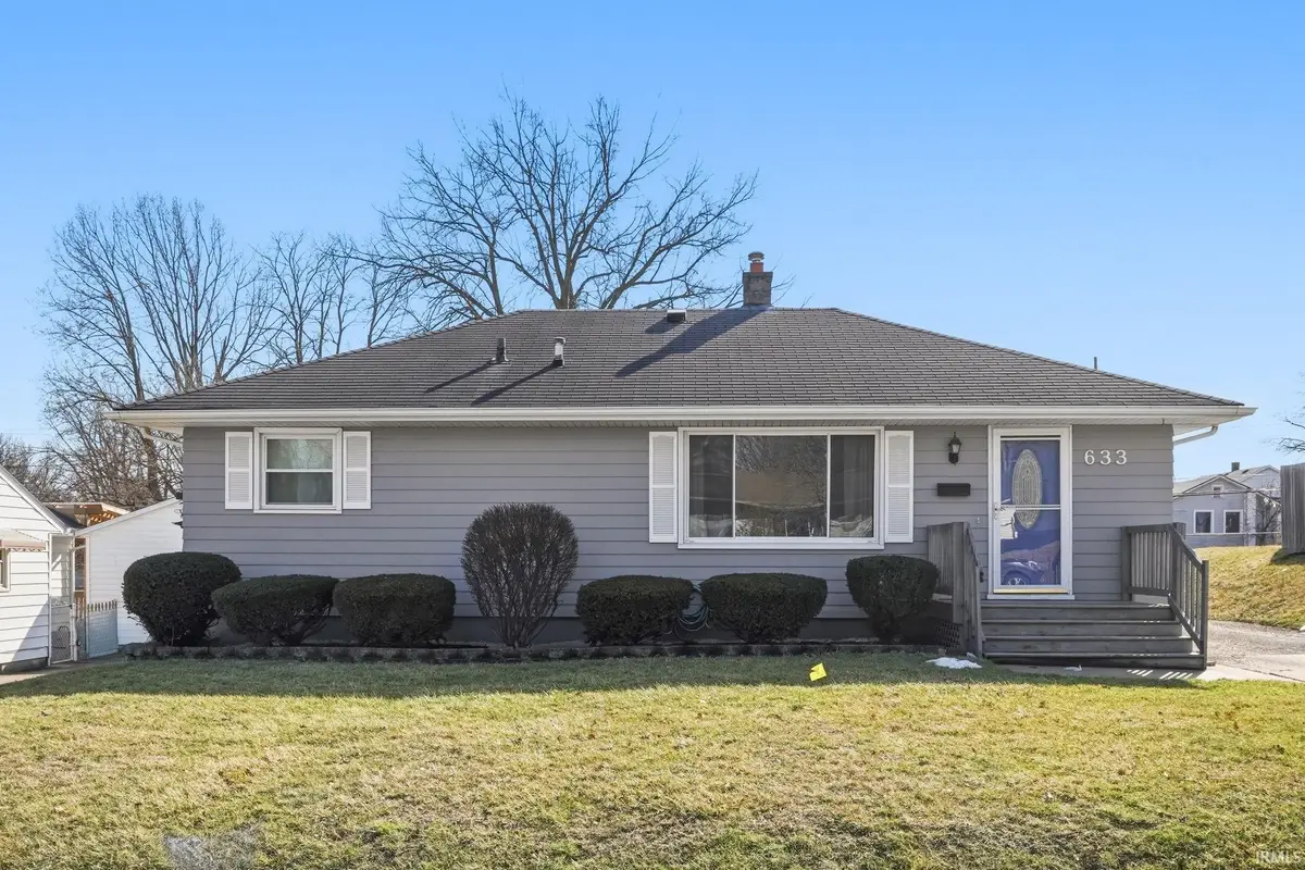 633 Elmer Ave, Fort Wayne, IN 46808 - #1