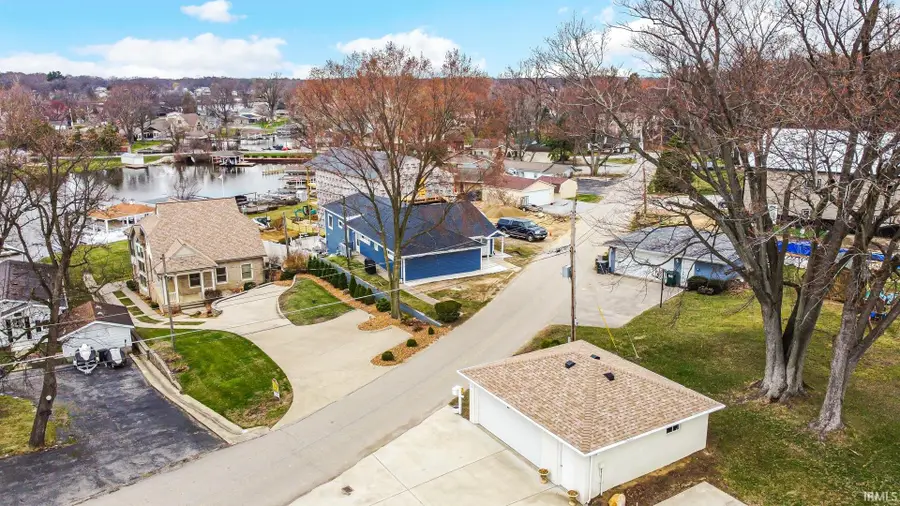 5242 E Wenz Drive, Monticello, IN 47960 - #3