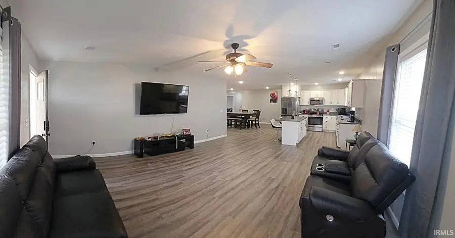 18 Wolf Street, Washington, IN 47501 - #3