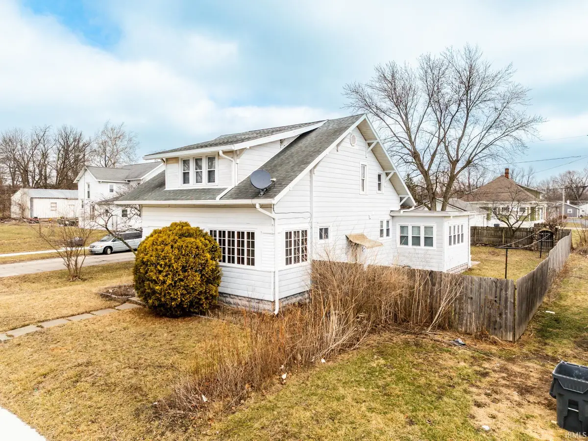 120 N Center Street, Eaton, IN 47338 - #1