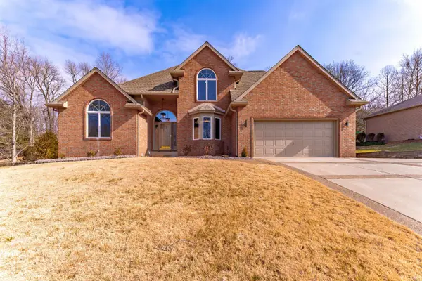 1314 Hunters Ridge Court, Evansville, IN 47725