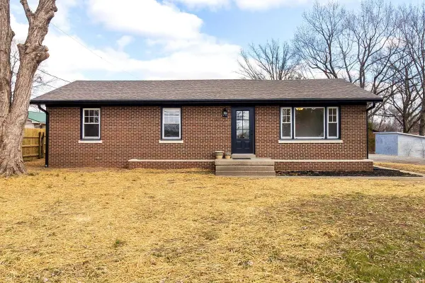 1220 Lower New Harmony Road, Mount Vernon, IN 47620