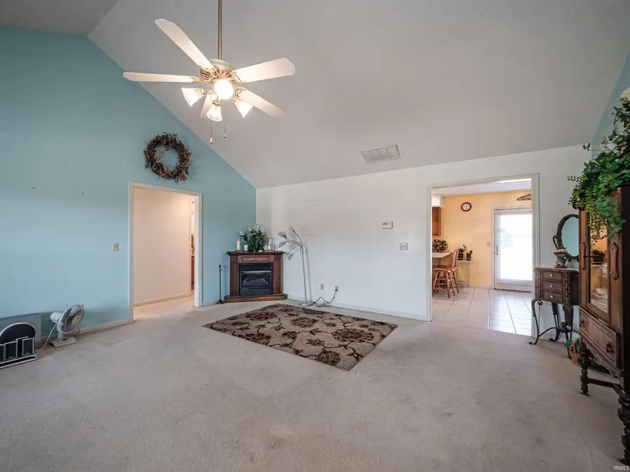 634 Lancelot Drive, Evansville, IN 47711 - #3