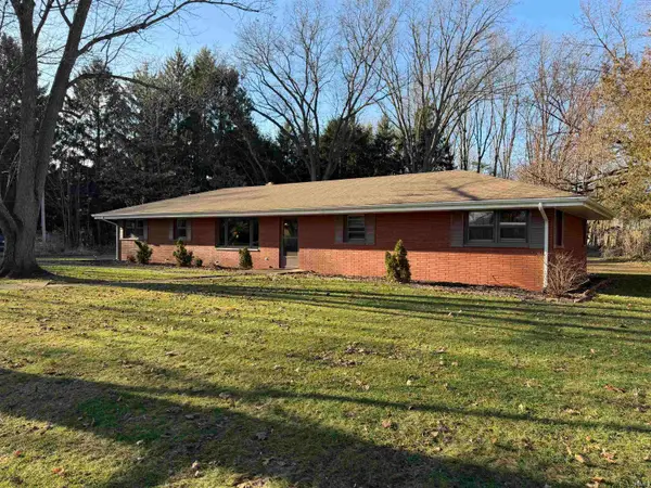 52175 Avanelle Street, Granger, IN 46530