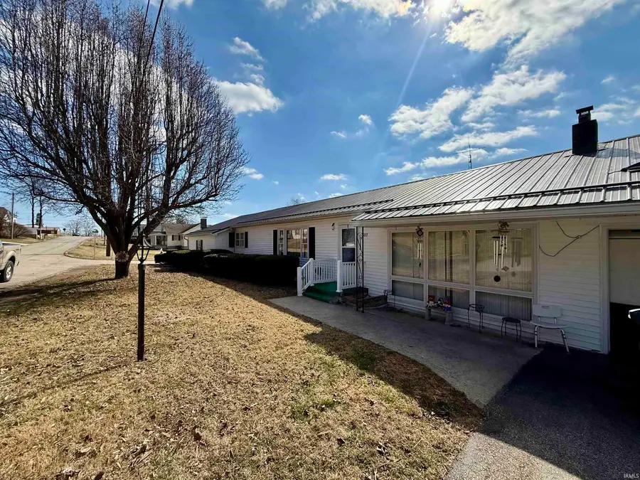 807 Upper Circle Drive, Shoals, IN 47581 - #2