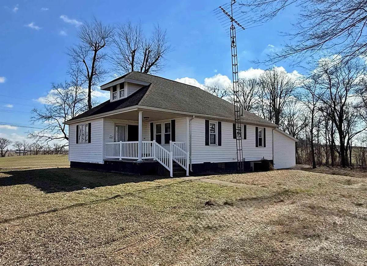 495 W 600 N, Washington, IN 47501 - #1