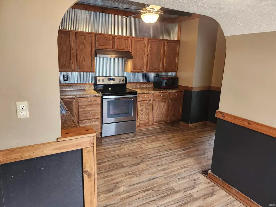 613 S Washington Street, Jasonville, IN 47438 - #3